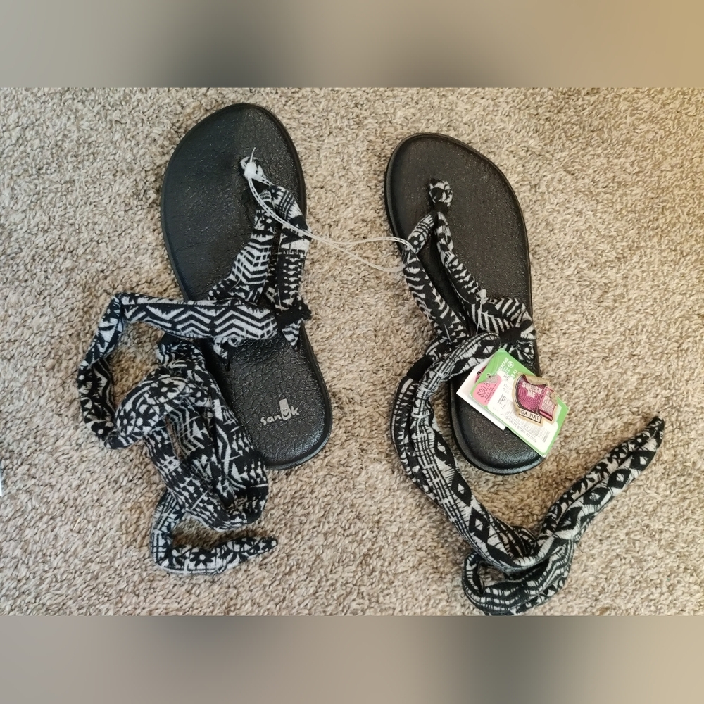 Sanuk Sandals
